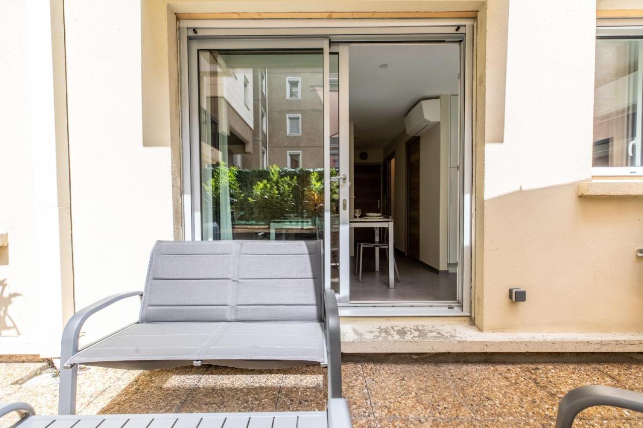 Apartment At In Clermont, Place De Jaude
