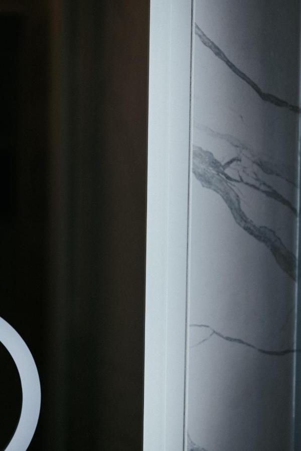 At In Clermont, Place De Jaude